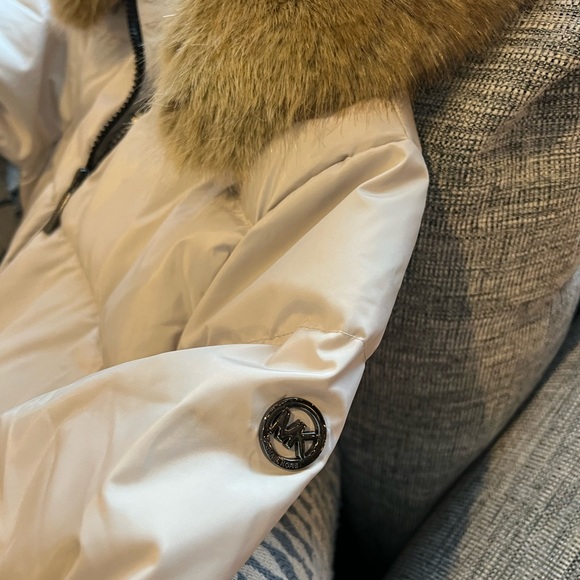 Beautiful, warm Michael Kors women’s winterr jackett size L - Picture 4 of 14